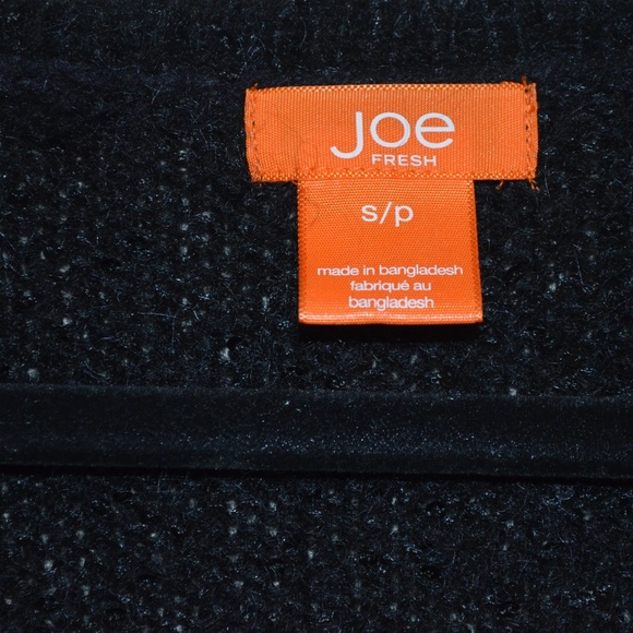 sweater - Picture 3 of 4